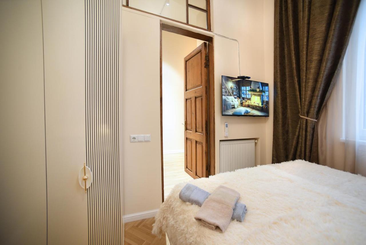 City Lux Hotel 第比利斯 外观 照片