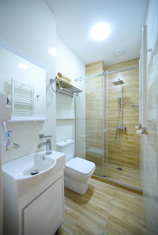 City Lux Hotel 第比利斯 外观 照片