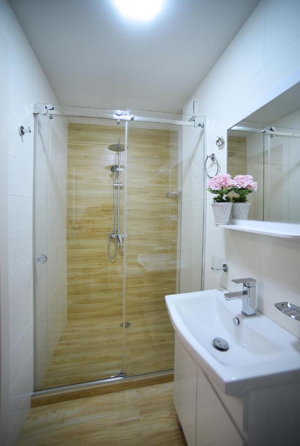 City Lux Hotel 第比利斯 外观 照片