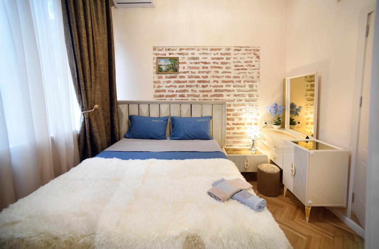 City Lux Hotel 第比利斯 外观 照片