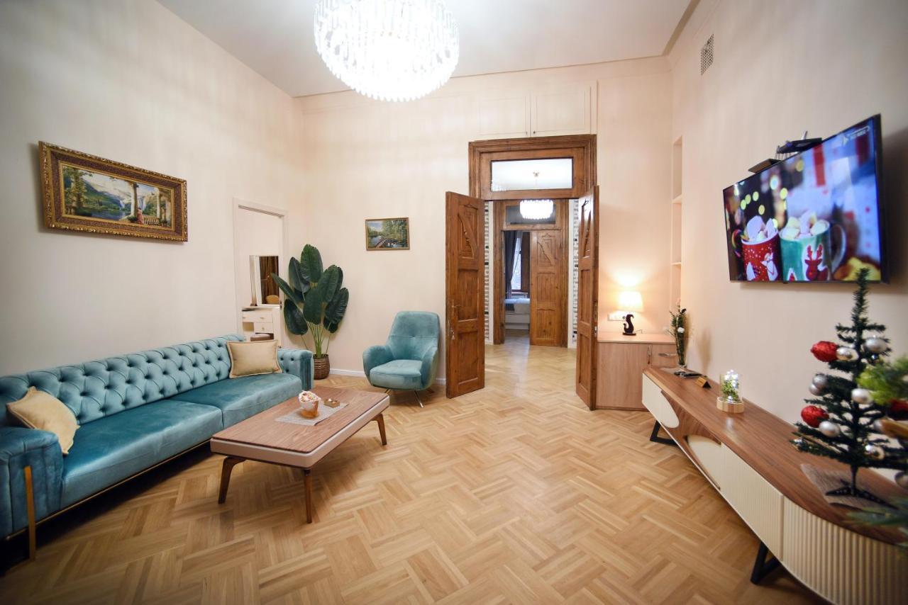 City Lux Hotel 第比利斯 外观 照片