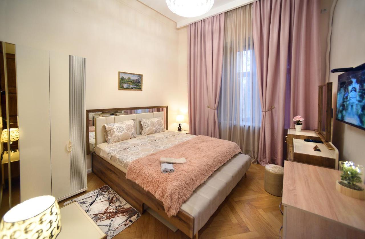 City Lux Hotel 第比利斯 外观 照片