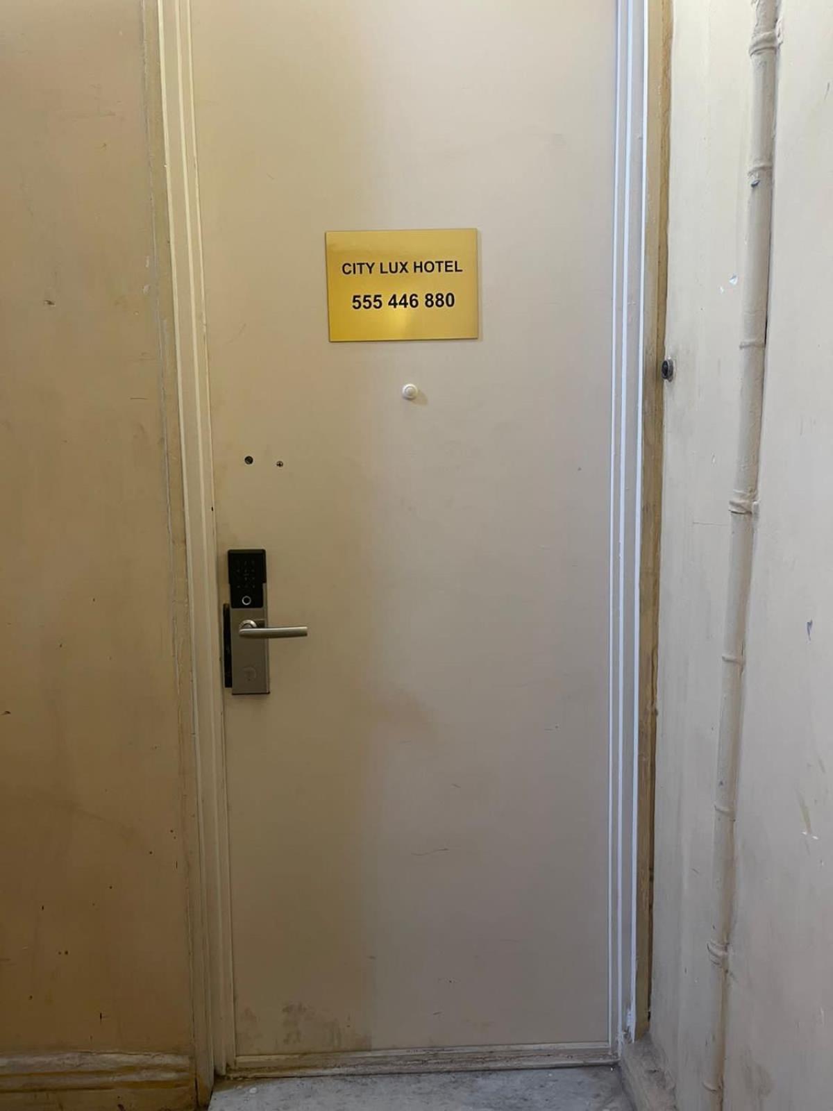 City Lux Hotel 第比利斯 外观 照片